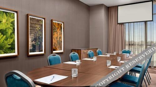 Hilton Garden Inn סטייטסוויל מראה חיצוני תמונה